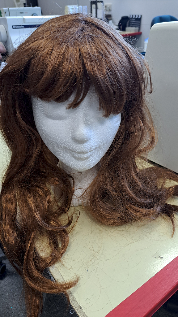 Pruik lang bruin haar 