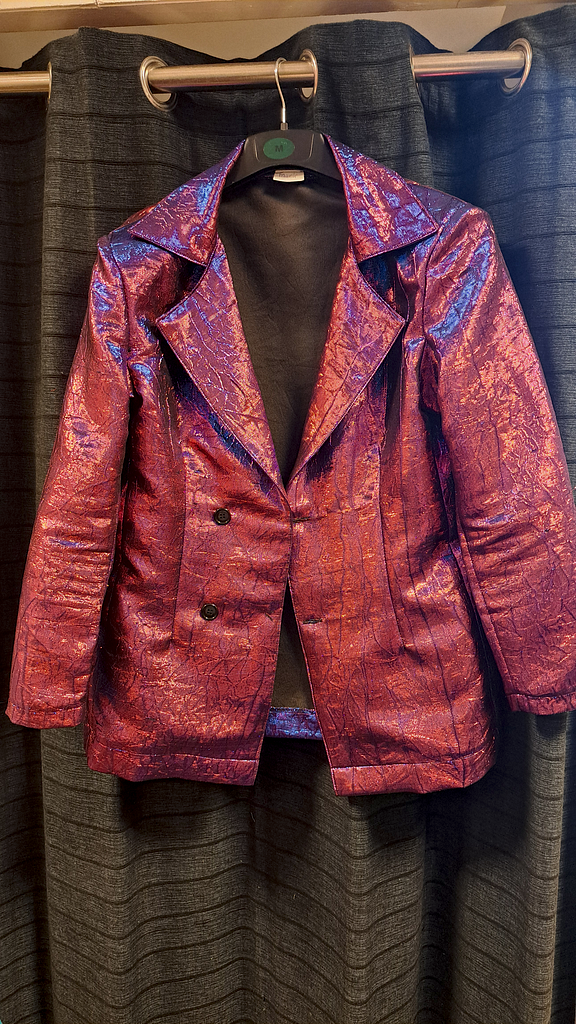 Roze paars jasje met rok