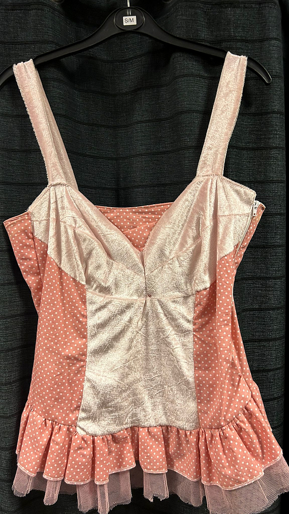 Rose gespikkelde top met rok