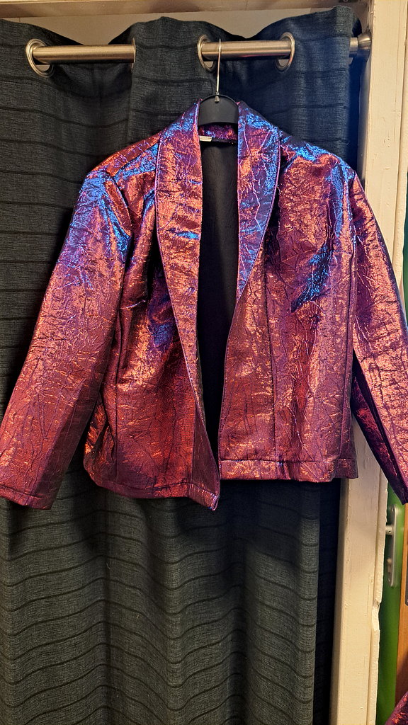 Colbert roze paars glimmende stof