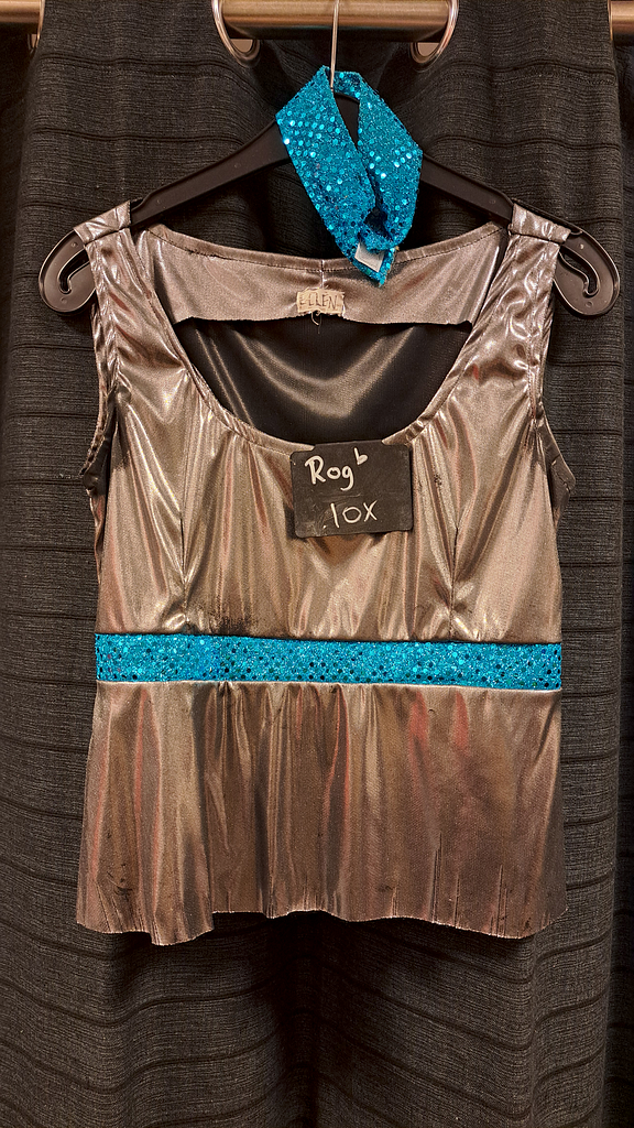 Top grijs zilver met pailletten streep