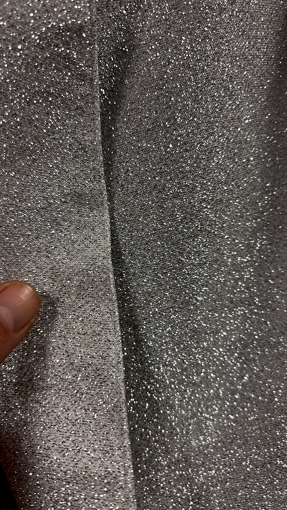 Wit pak met subtiele glitter