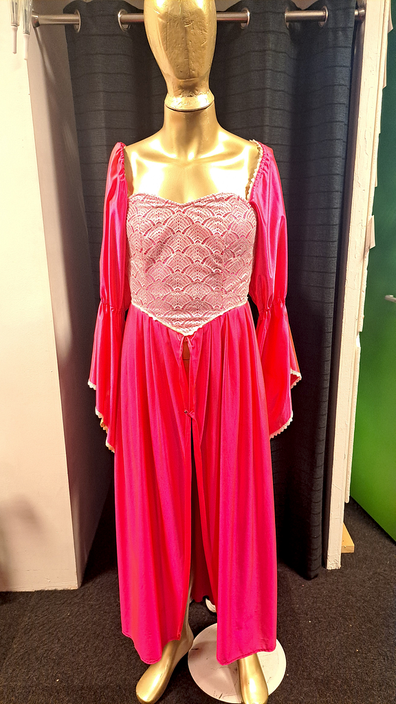 Donker roze middeleeuwse jurk