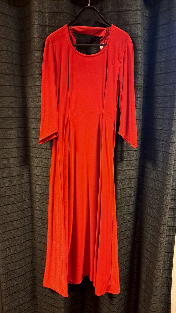 Rode basic lange jurk