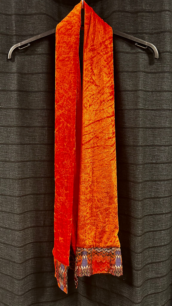 Sjaal oranje oosterse print