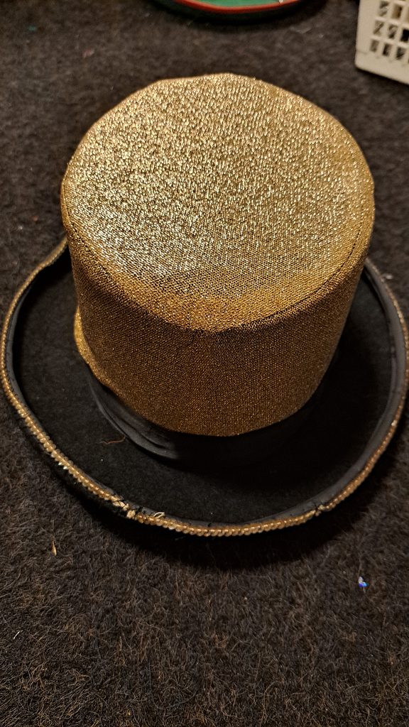 Hoge hoed goud