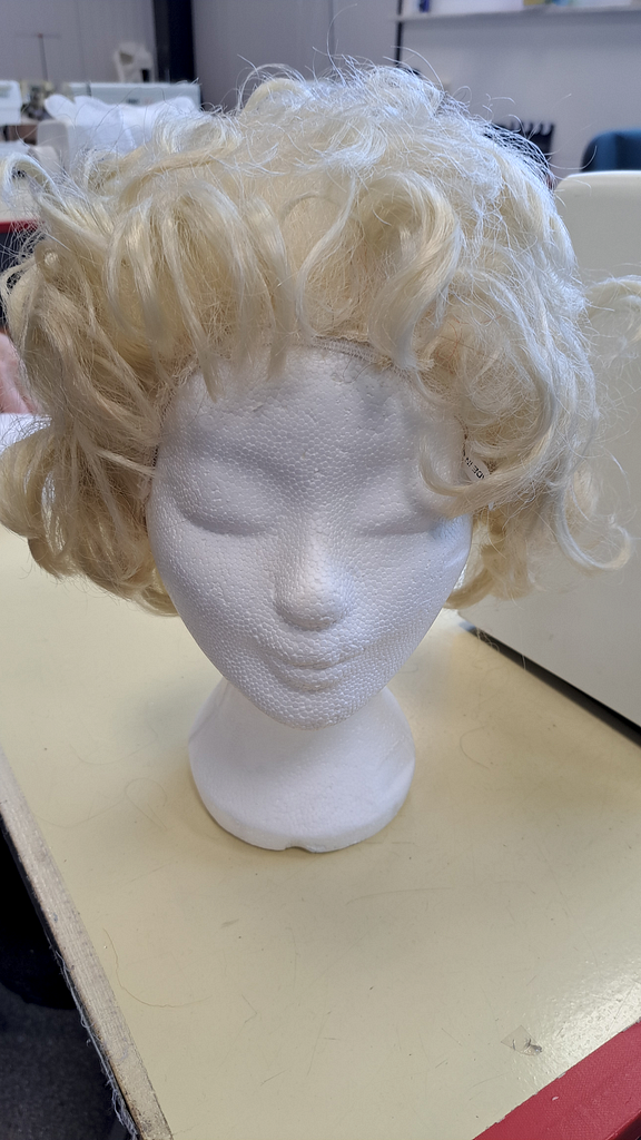 Pruik Marilyn Monroe style blond