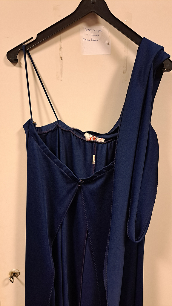 Donker blauwe gala jurk