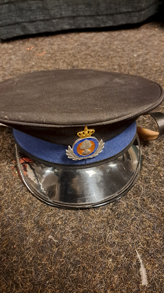 Politie kostuum met pet
