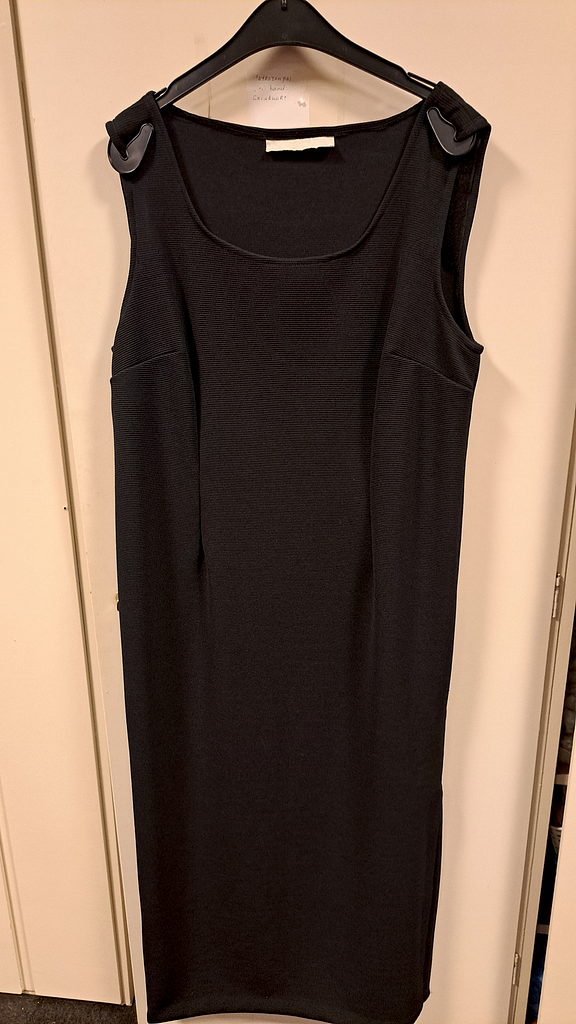 Basic zwarte jurk