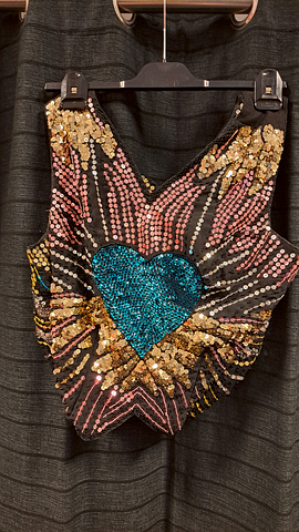 Top met hart motief glitters