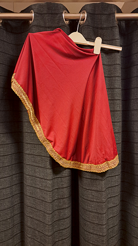 Rode heup doek gouden rand