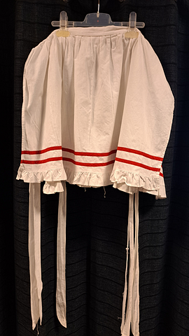 Witte rok rode streep