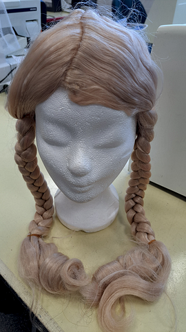 Pruik met vlechten blond