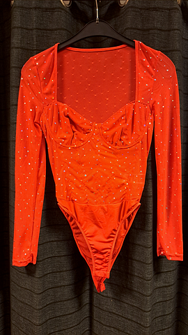 Body rood met lange mouw