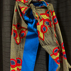 Indonesisch jas en broek